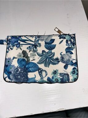 Blue Floral Wristlet Pouch